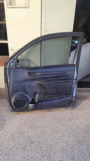 Front Door Hillux Revo RHS