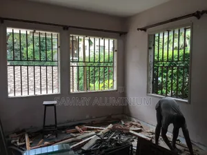 From Louvres to Sliding Windows