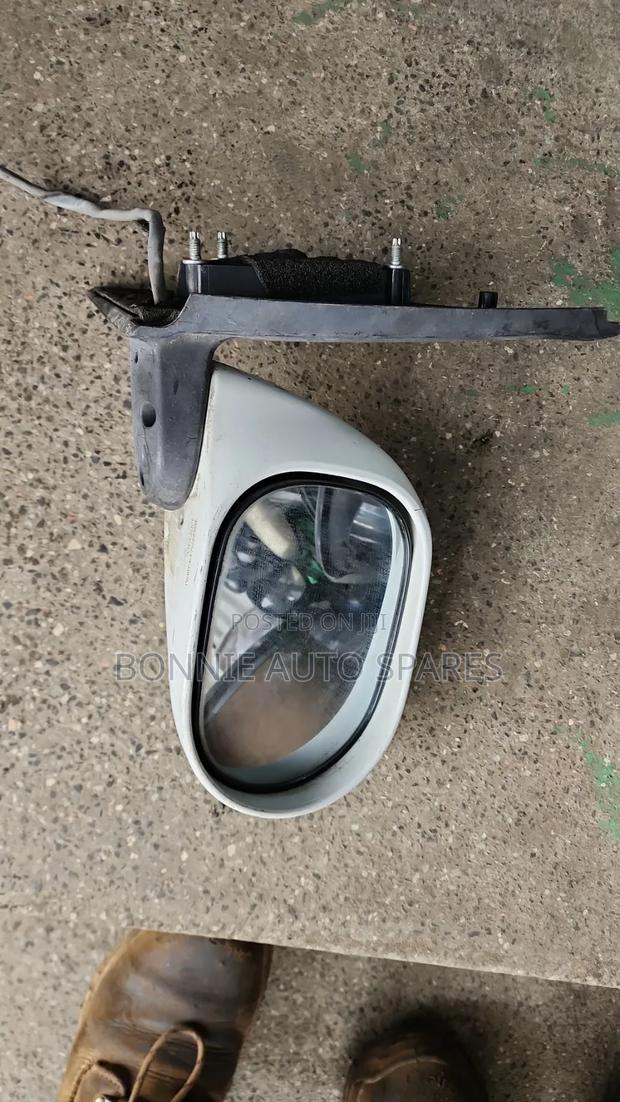 Nissan Note E11 Side Mirror - thumbnail 2
