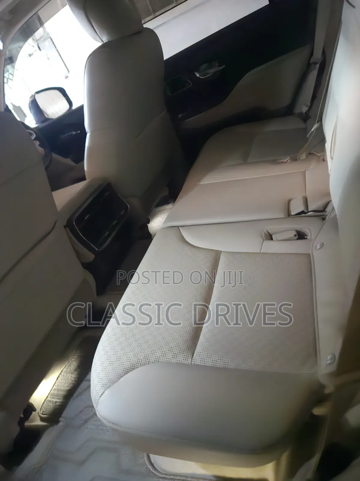 Toyota Land Cruiser 2021 Gold