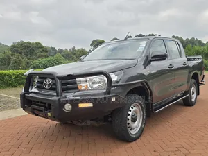 Toyota Hilux 2021 Gray