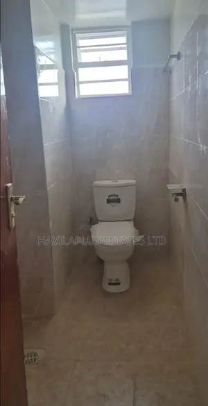 2bdrm Apartment in Complex Utawala for rent