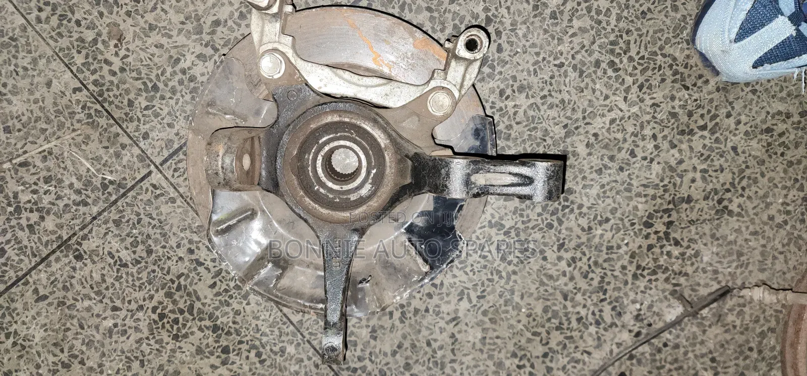 Suzuki Vitara Ly RHS Front Wheel Hub
