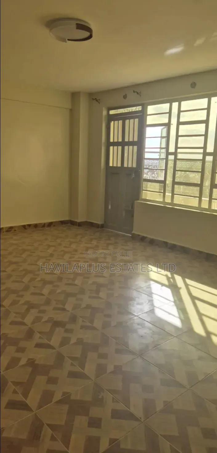 2bdrm Apartment in Complex Utawala for rent