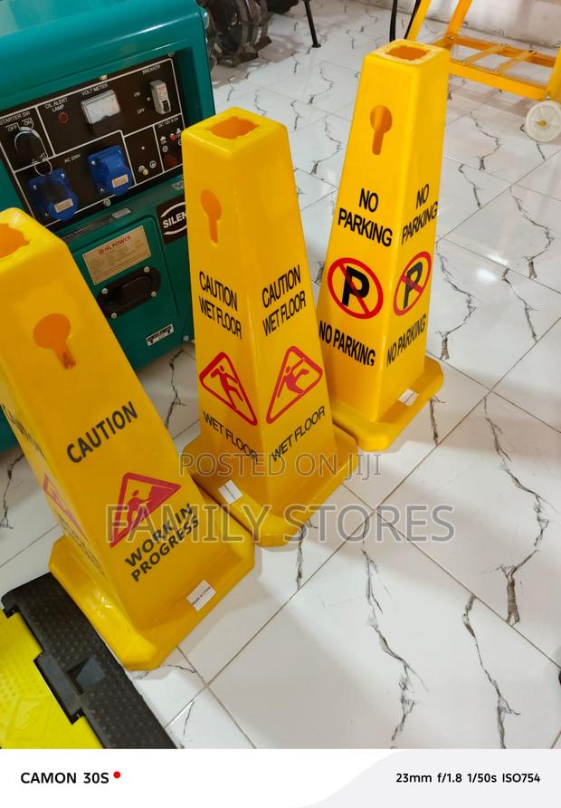 Caution Floor Stand Signs – Work, Cleaning & Wet Floor - thumbnail 2