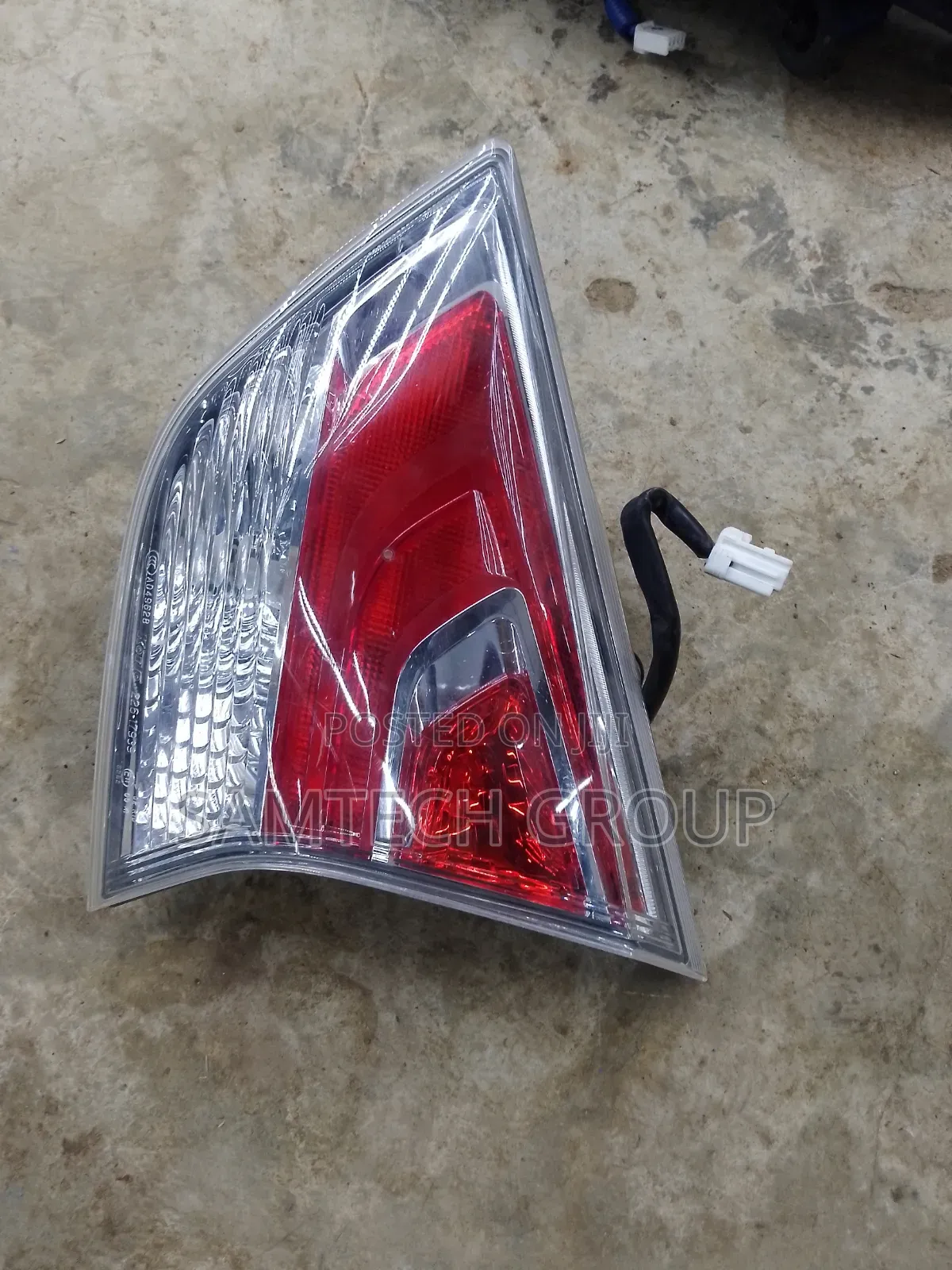 Nissan X-Trail Tail Lights Lamp