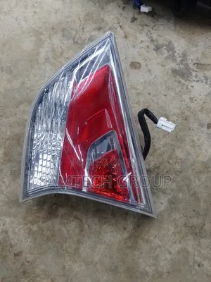 Nissan X-Trail Tail Lights Lamp