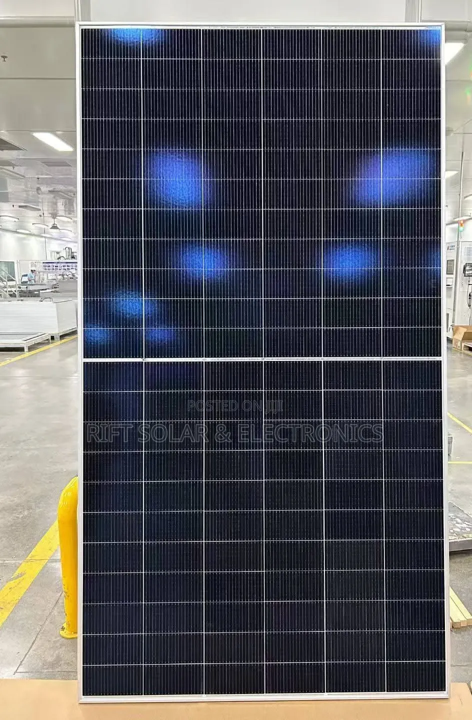 625 Watts Jinko Bifacial Monocrystalline All Weather Solar Panels