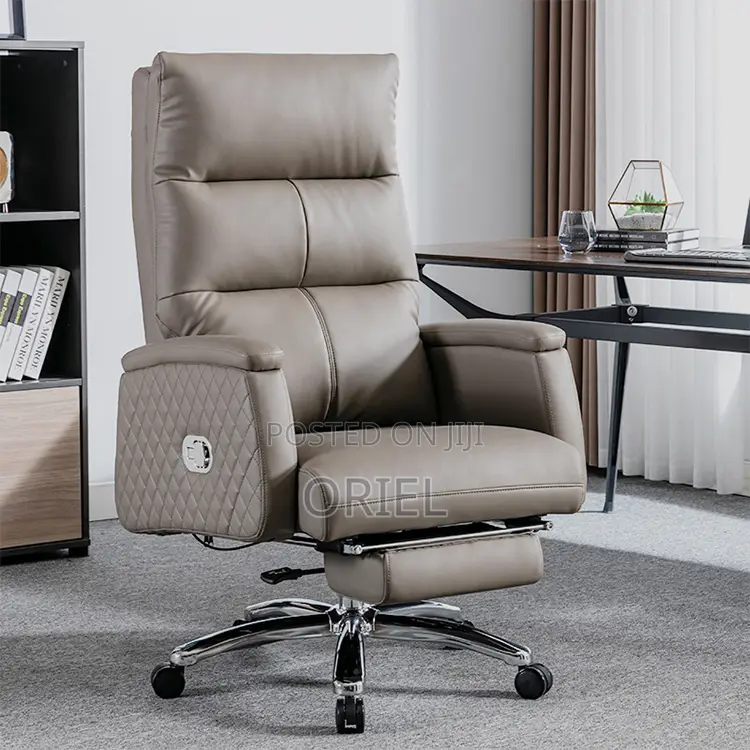 Office Chair : Grey Leather Director's Executive Office Seat