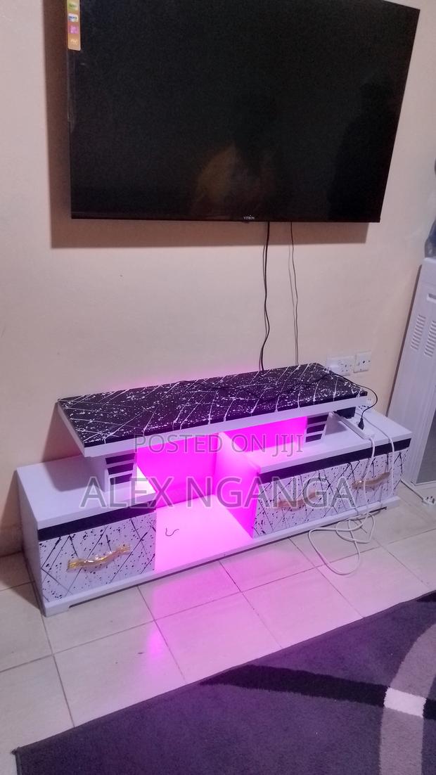 5 Feet Tv Stand With Led Lights