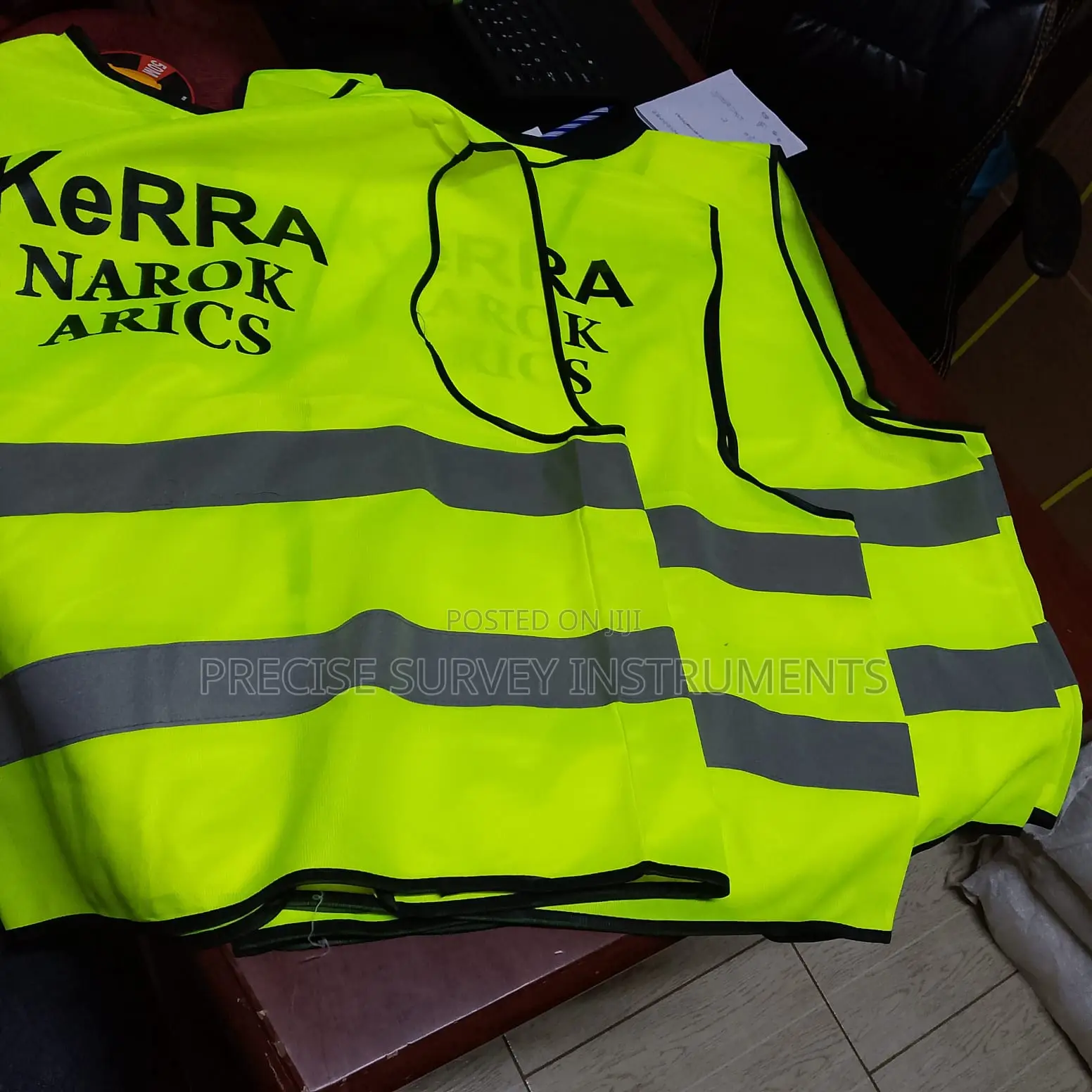 Green Heavy Duty Printed Reflector Vest No Pockets