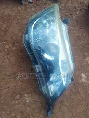 Fielder 161 Xenon Headlights