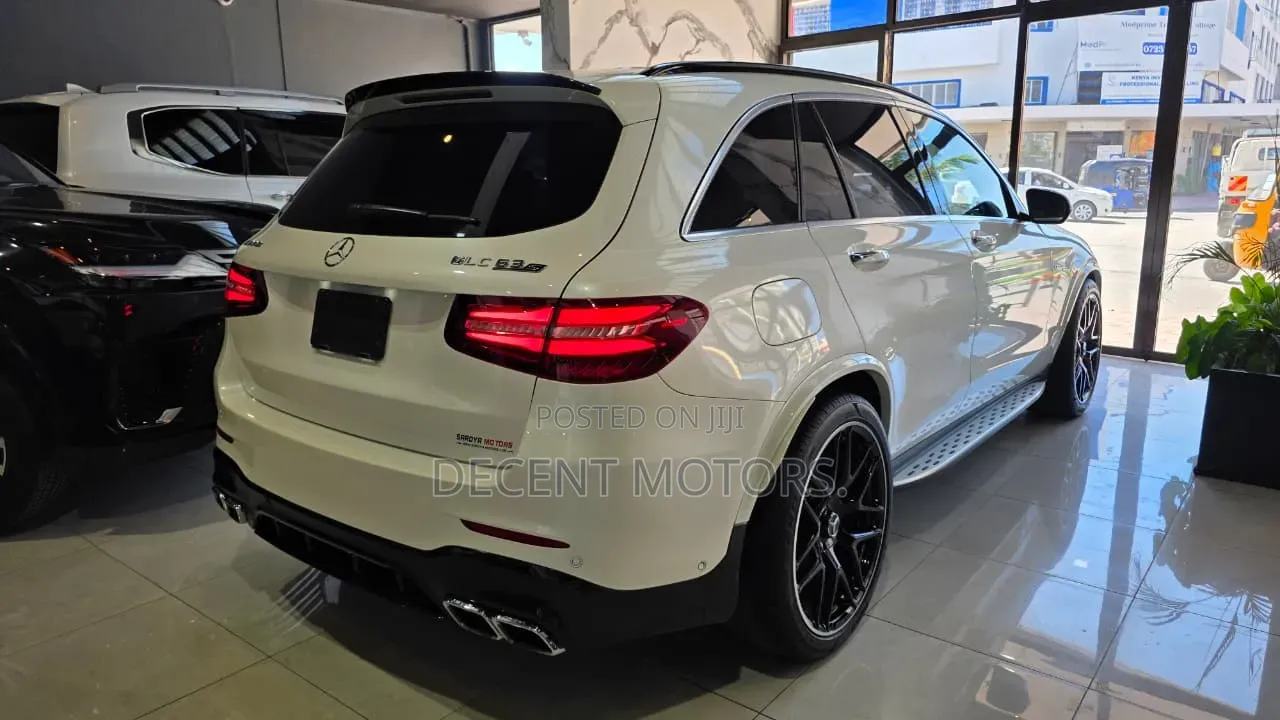Mercedes-Benz GLC-Class 2019 White