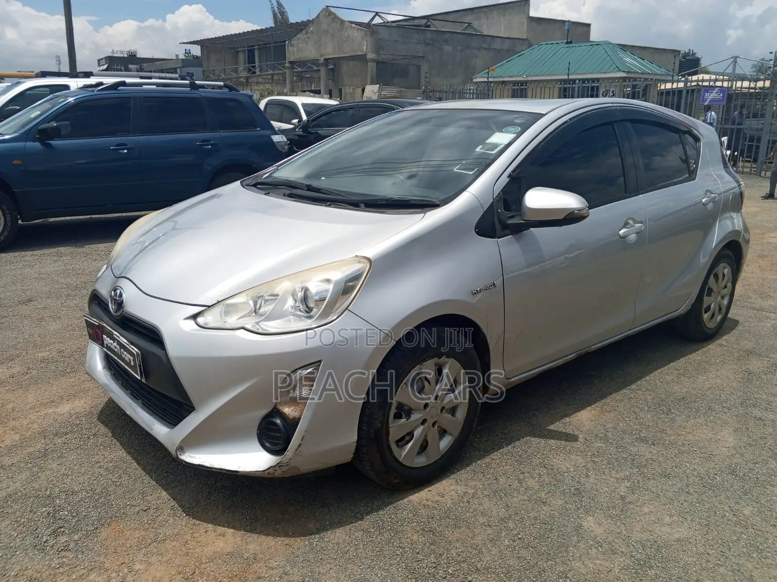 Toyota Aqua 2015 Silver