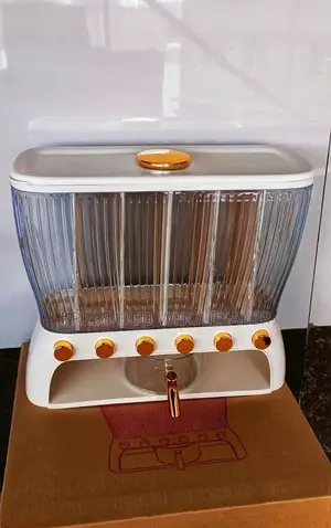 6-Grid Wall-Mounted Dry Food Dispenser Multi-Grain Storage Organizer
