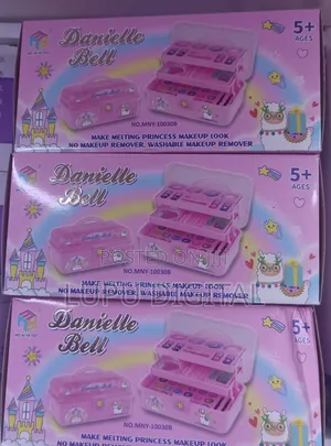 Danielle Bell Make Up Kit Non Toxic