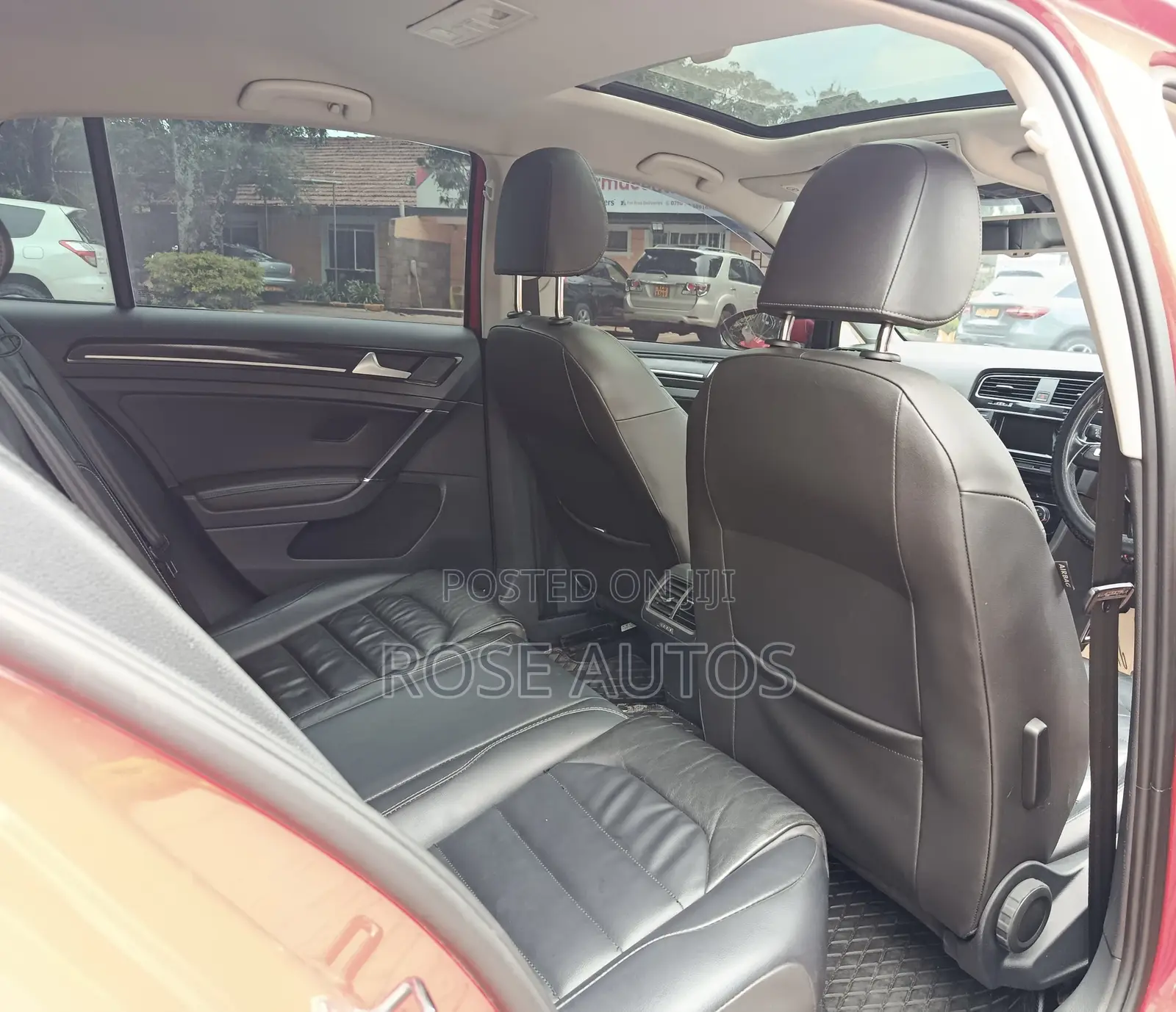 Volkswagen Golf 2016 Red