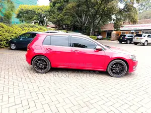 Volkswagen Golf 2016 Red