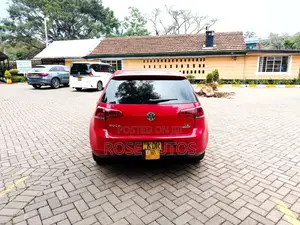 Volkswagen Golf 2016 Red