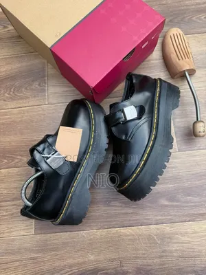 Dr Martin Shoes