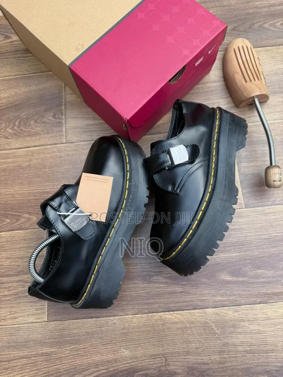 Dr Martin Shoes