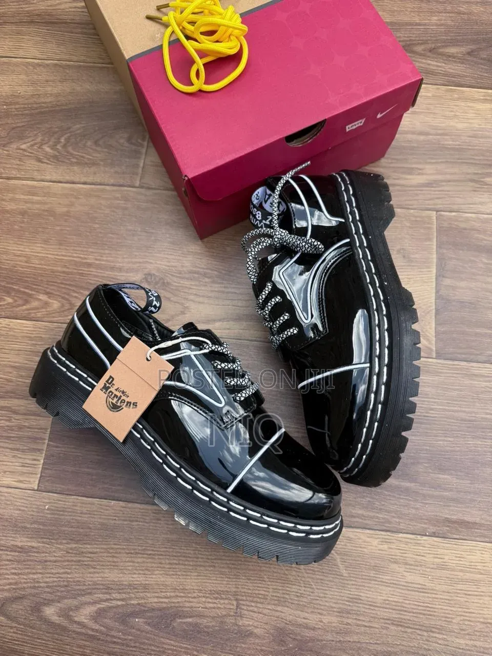 Dr Martin Shoes