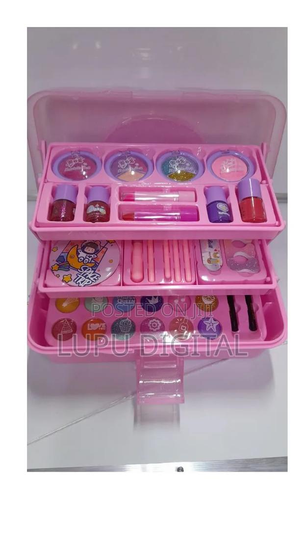 Danielle Bell Make Up Kit Non Toxic - thumbnail 3