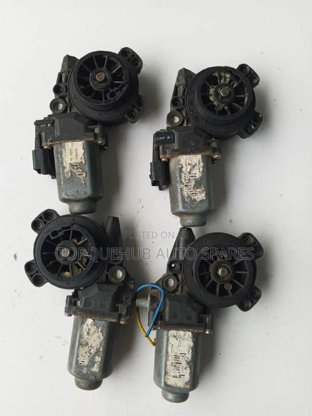 Nissan Dualis Window Motor - thumbnail 2