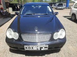 Mercedes-Benz C180 2007 Black