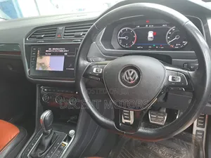 Volkswagen Tiguan 2.0T SE AWD 4MOTION 2019 White