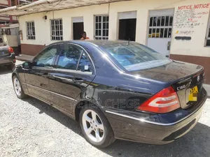 Mercedes-Benz C180 2007 Black