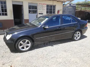 Mercedes-Benz C180 2007 Black