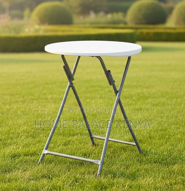Folding Table: Outdoor Round Banquet Plastic Portable Table