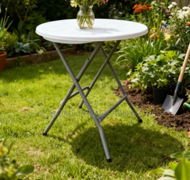 Folding Table: Outdoor Round Banquet Plastic Portable Table