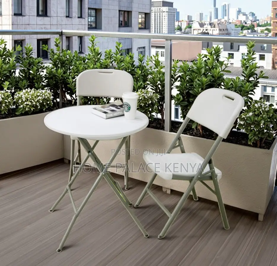 Folding Table: Outdoor Round Banquet Plastic Portable Table