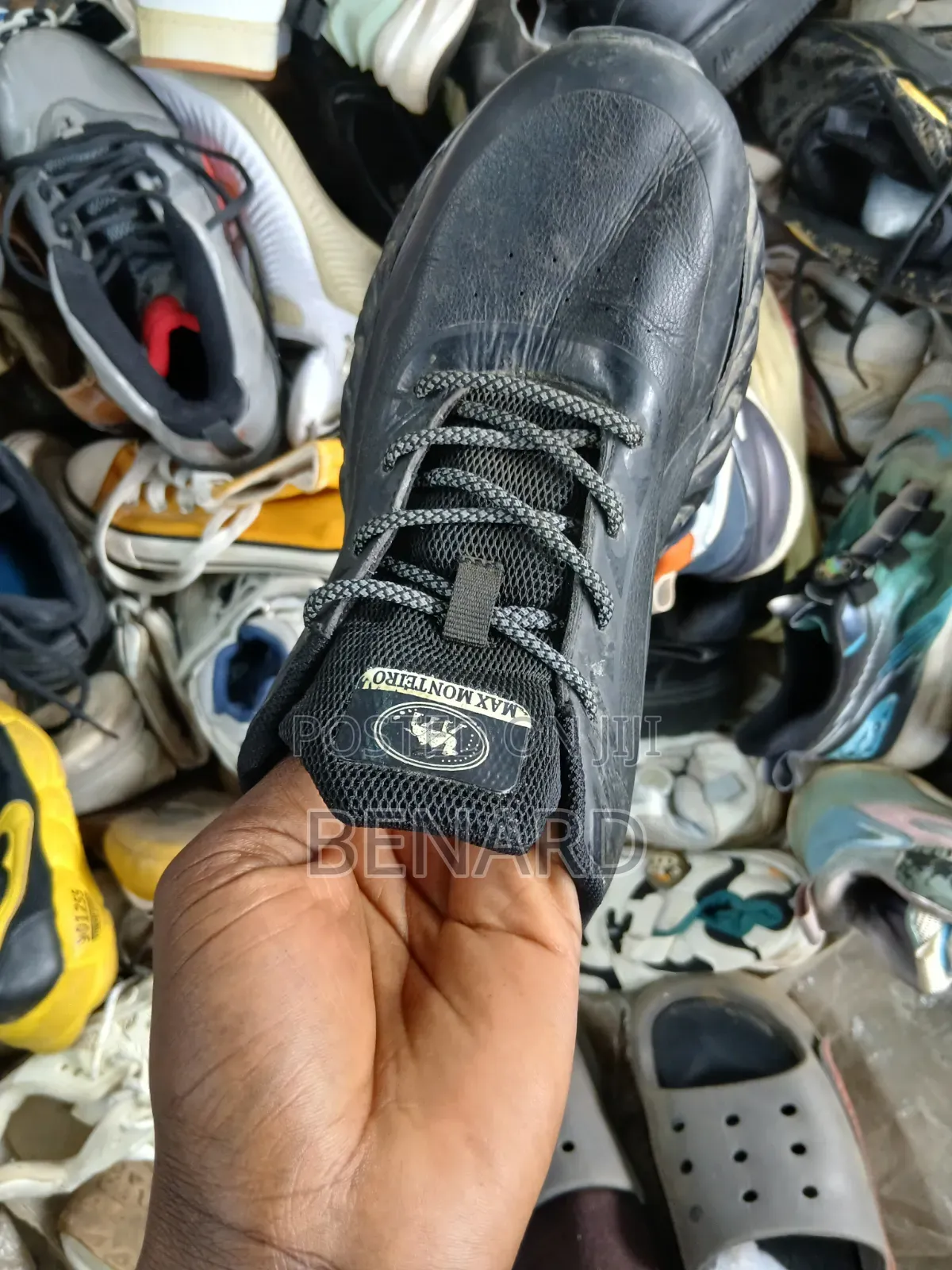 Camera Mtumba Shoes