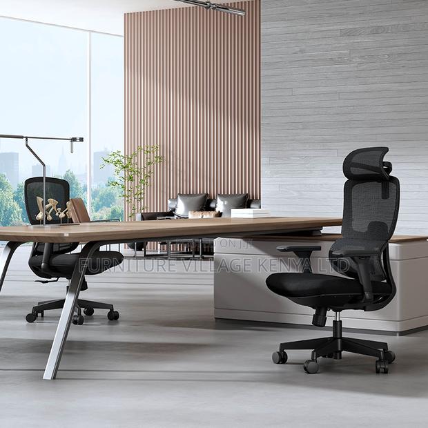 Office Chair: Ergonomic Orthopedic Mesh Study Seat - thumbnail 5