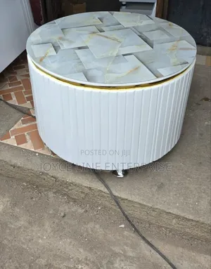 White Executive Modern Round Coffee Table
