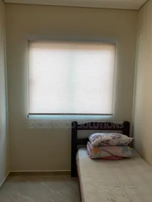 Sunscreen Roller Blinds – Modern Heat Control Solution
