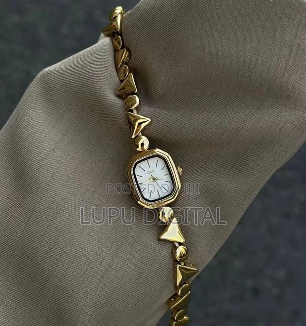 Ip Plated Steel Finish Gedi Ladies Watch