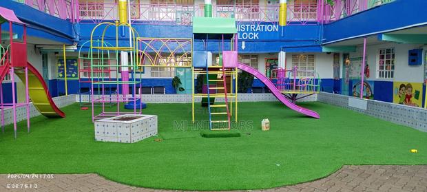 Artificial Grass Flooring for School Commercial Use - main view