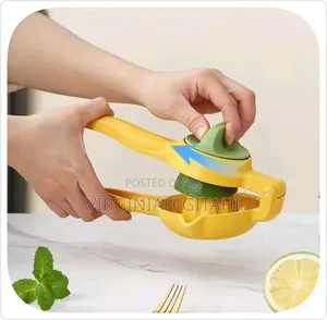 Plastic Hand Press Lemon Squeezer