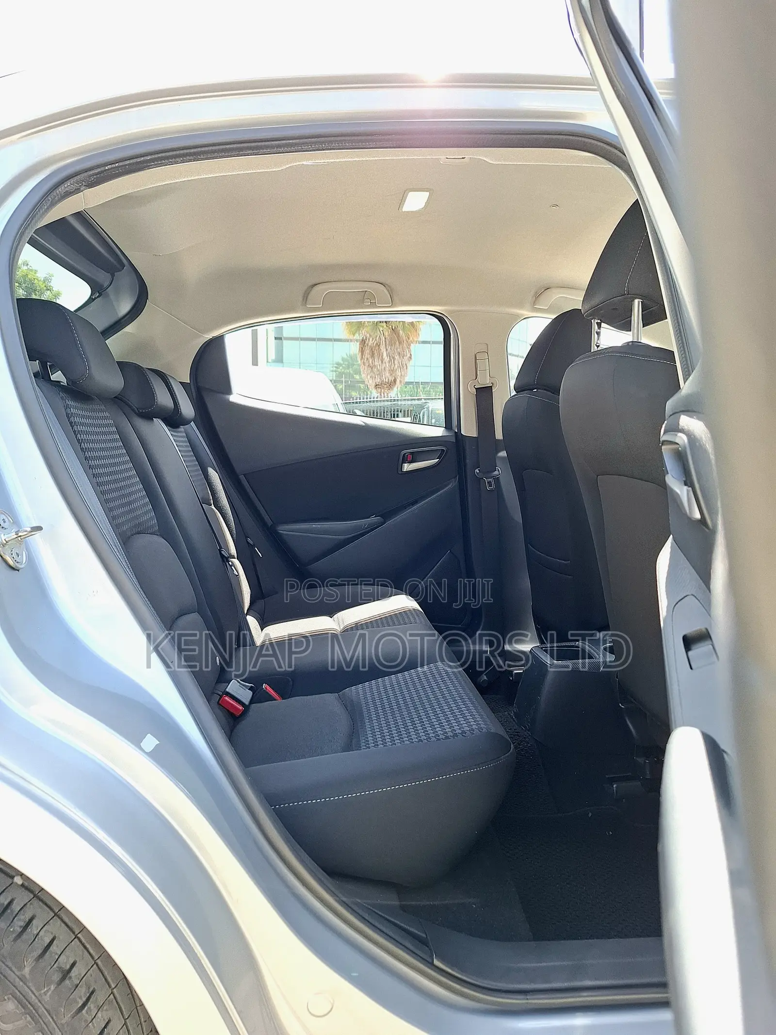 Mazda Demio 2019 Silver
