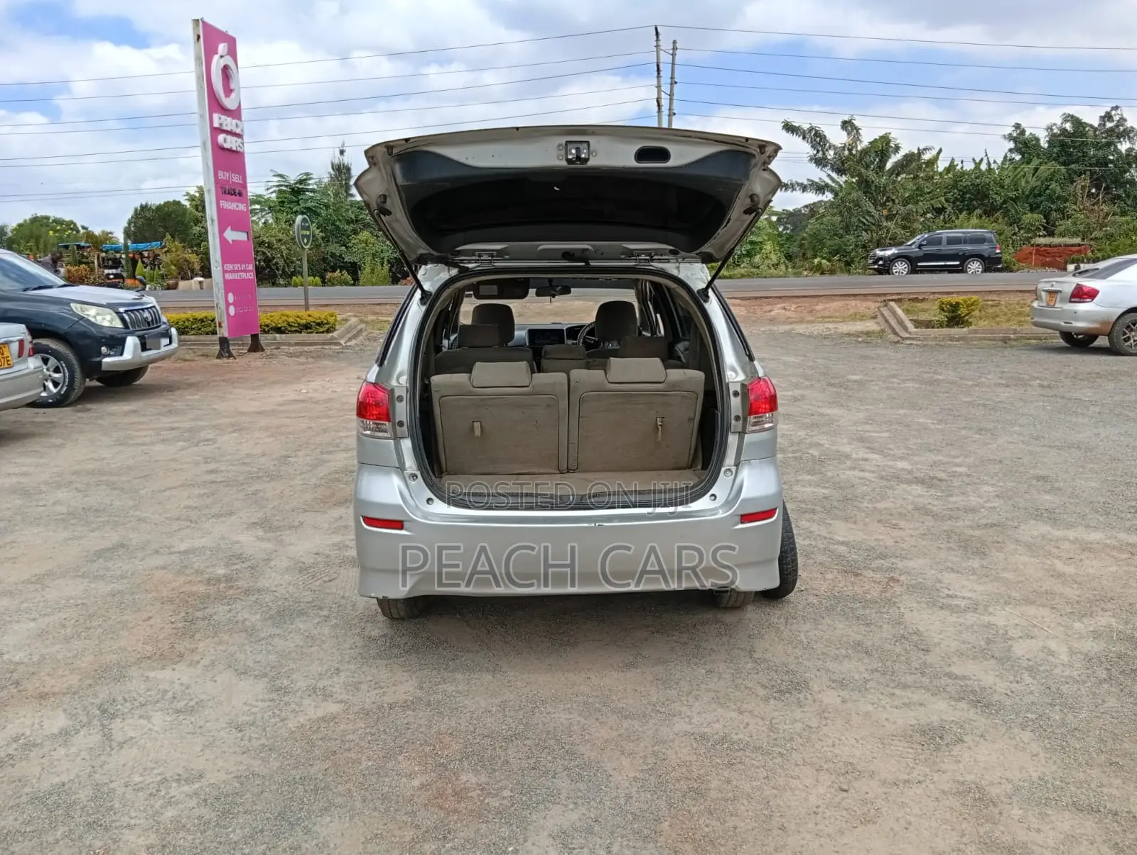 Toyota Wish 2012 Silver