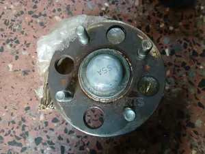 Rear Hub Honda Fit