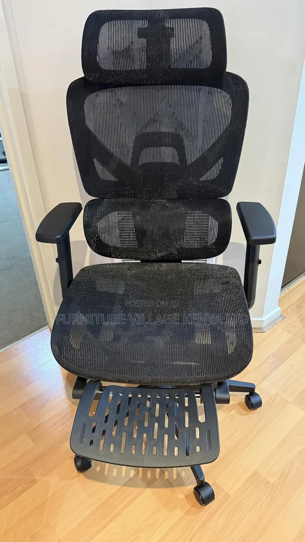 Office Chair: Ergonomic Office Task Chair With Foot Rest.