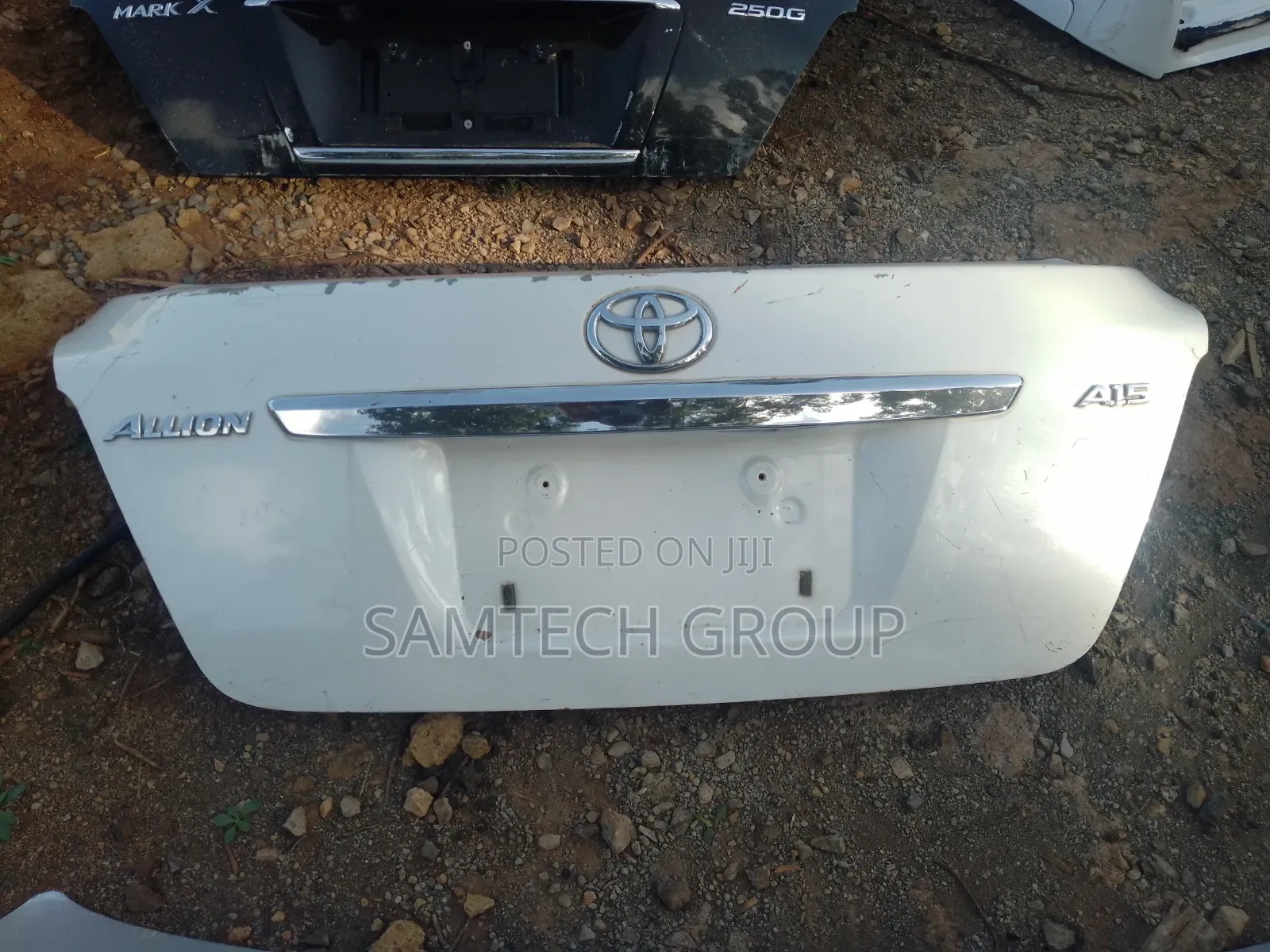 Toyota Allion Boot X-Japan