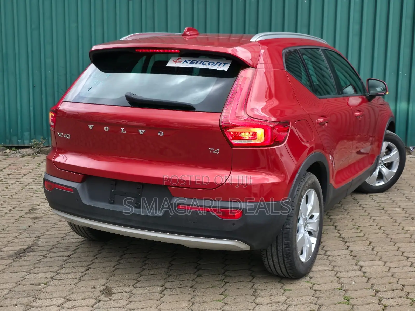 Volvo XC40 T3 Petrol FWD 2018 Red