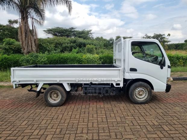 Toyota Dyna - thumbnail 2