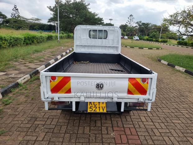 Toyota Dyna - thumbnail 4
